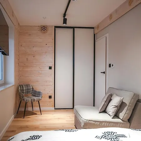 Pod Blachowka 4, Sun & Snow Косцелиско